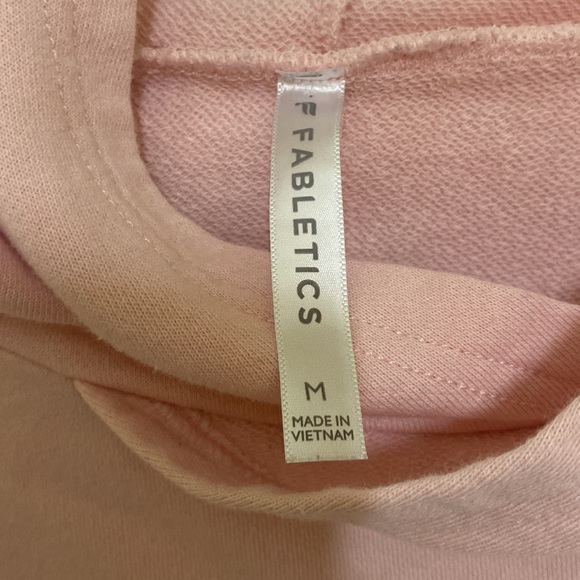 Fabletics pink cropped pullover hoodie size M - Picture 2 of 6